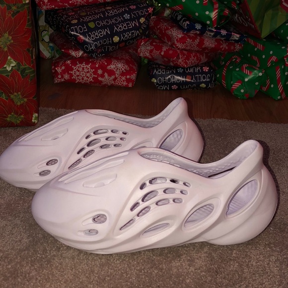 yeezy foam runner poshmark